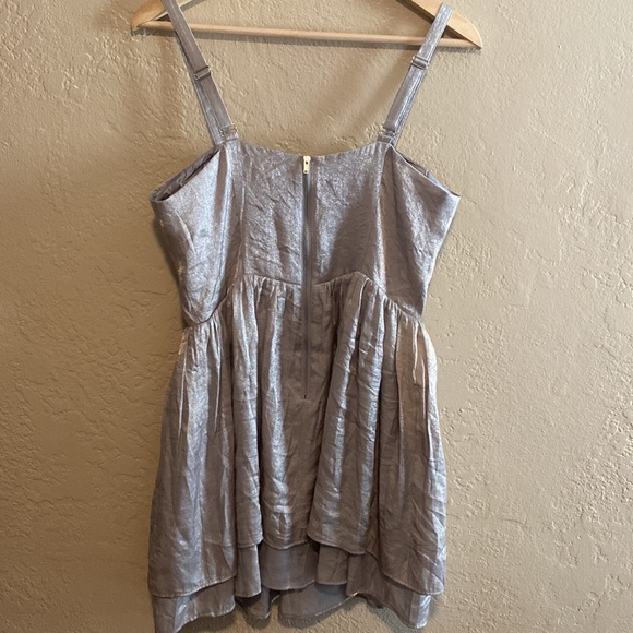 XXI Dress Silver Shimmer Mini Dress Size Medium - Picture 4 of 12